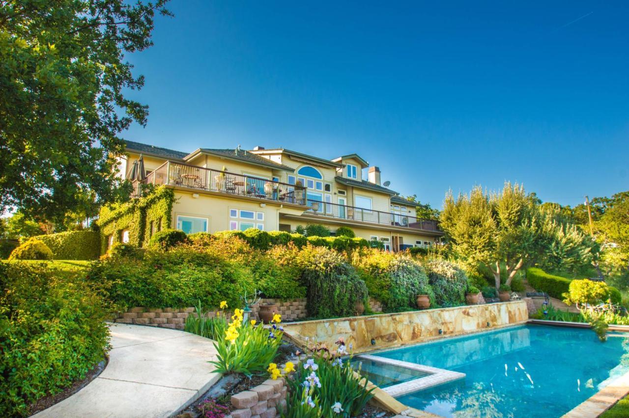 High Ridge Manor Bed & Breakfast Paso Robles Exterior photo
